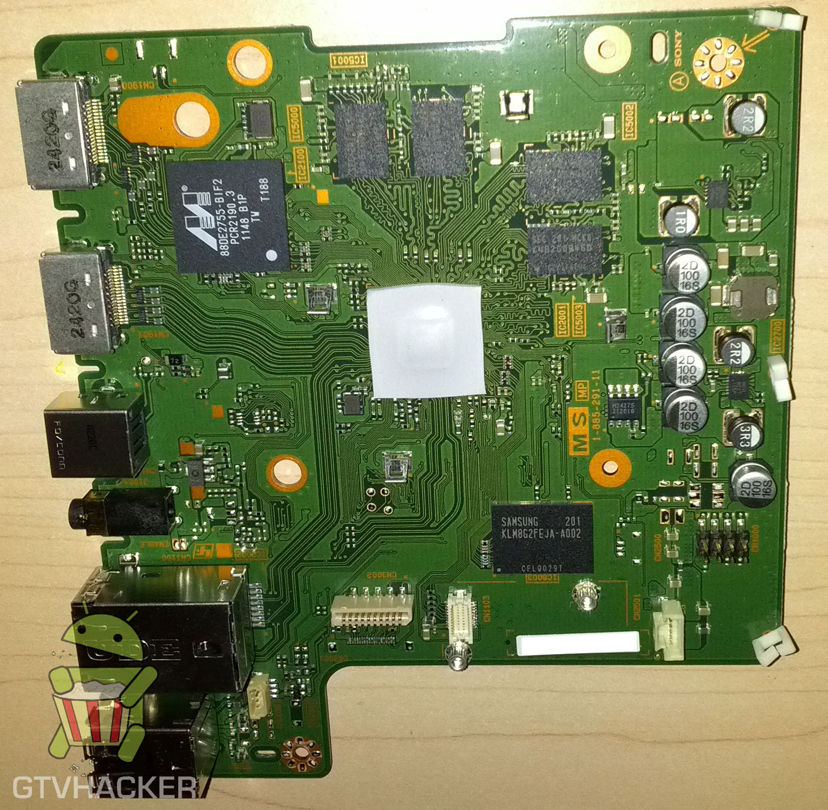 Sony nsz-gs7 top board2.jpg